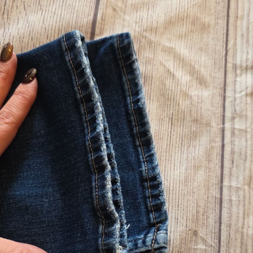 Silver Jeans Women's Boot Cut in Deep Blue - Picture 3 of 7